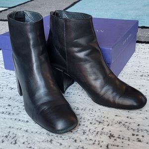Stuart Weitzman Black Bacari Boots - Size 6.5